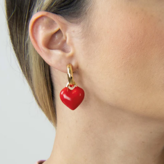 Aretes Latina